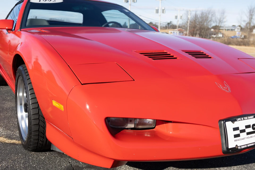 1992 Pontiac Firebird Trans Am 3rd Gen - Image 9 of 31