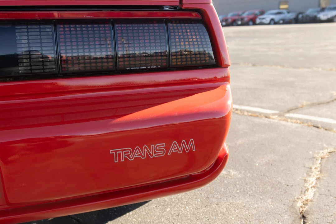 1992 Pontiac Firebird Trans Am 3rd Gen - Image 21 of 31