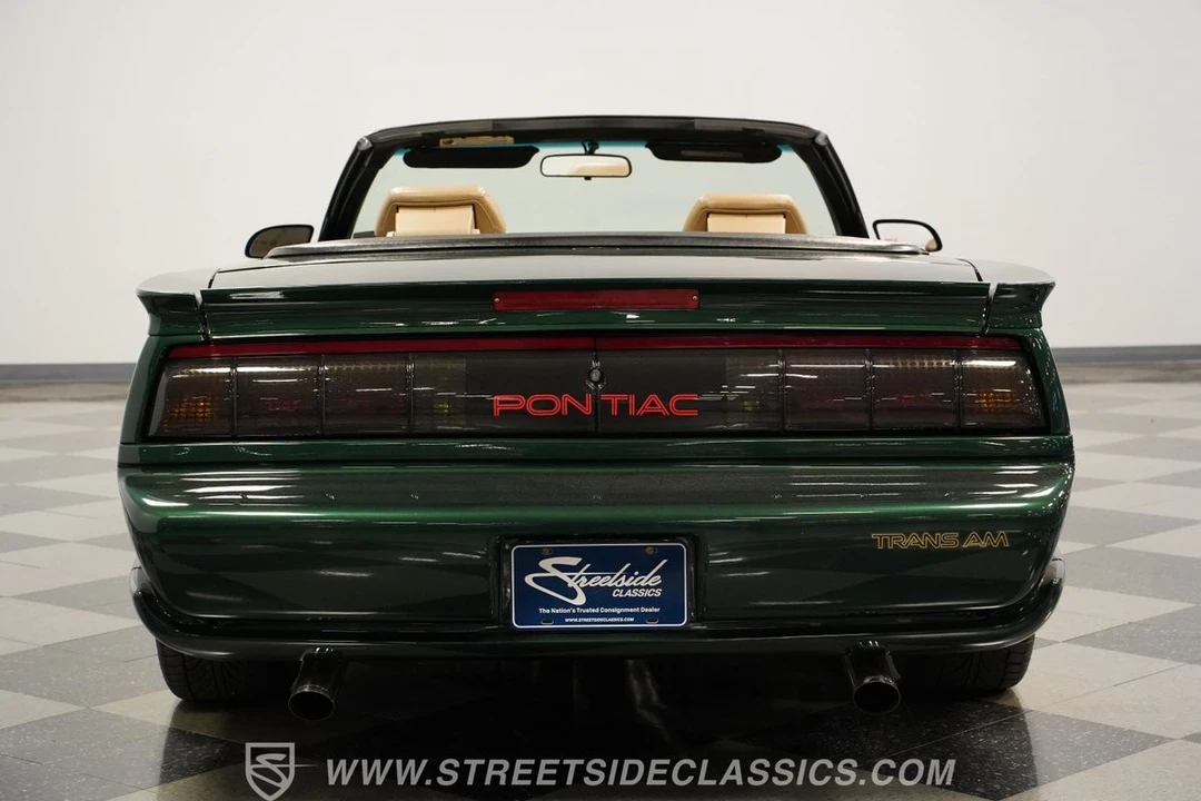 1992 Pontiac Firebird Trans Am 3rd Gen - Image 11 of 12