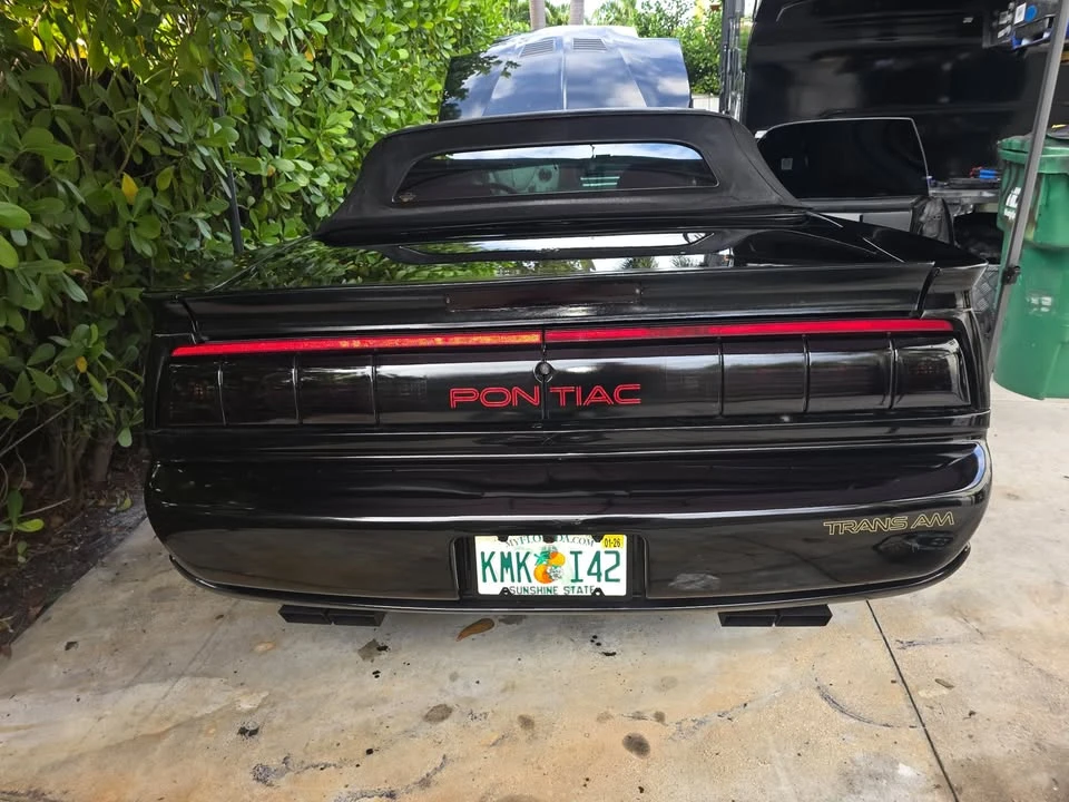 1992 Pontiac Firebird Trans Am 3rd Gen - Image 13 of 20
