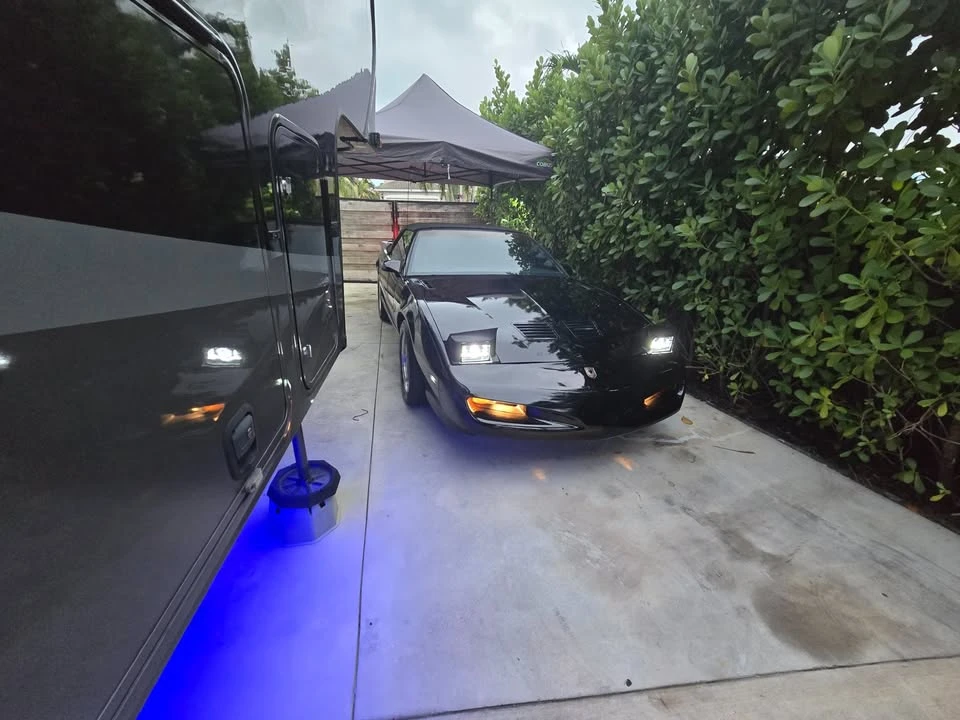 1992 Pontiac Firebird Trans Am 3rd Gen - Image 17 of 20