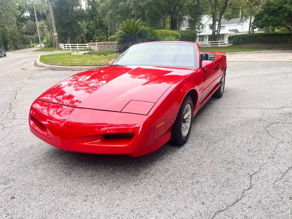 1992 Pontiac Firebird 3rd Gen - Image 4 of 19