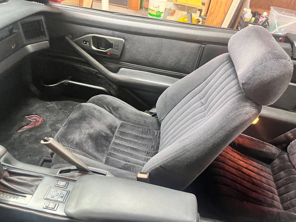 1992 Pontiac Firebird 3rd Gen - Image 13 of 19
