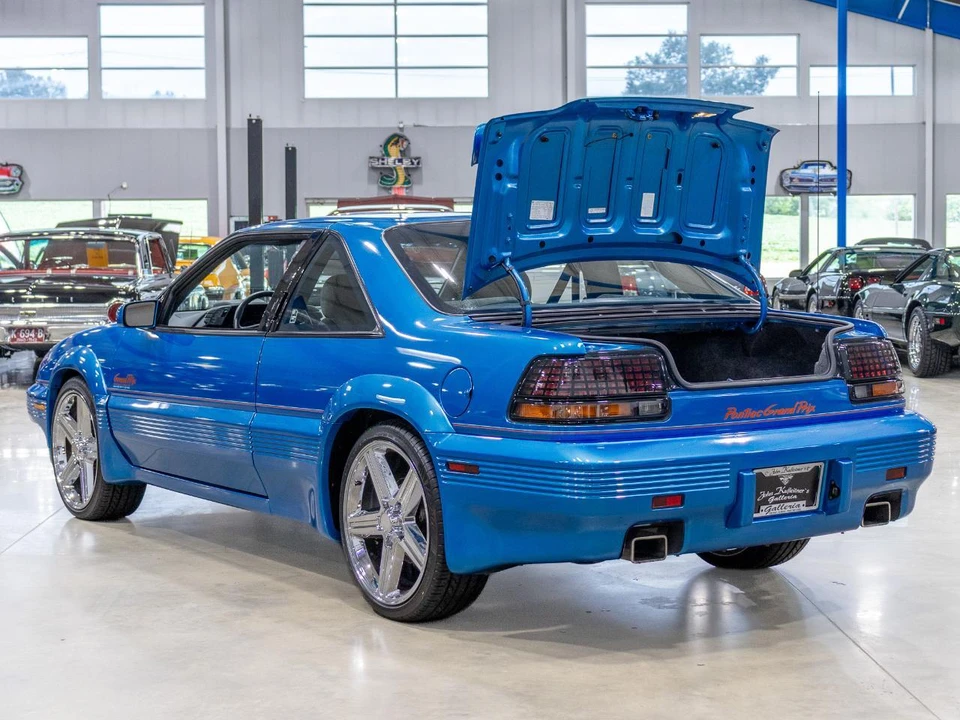 1992 Pontiac Grand Prix 3rd+ Gen - Image 16 of 31