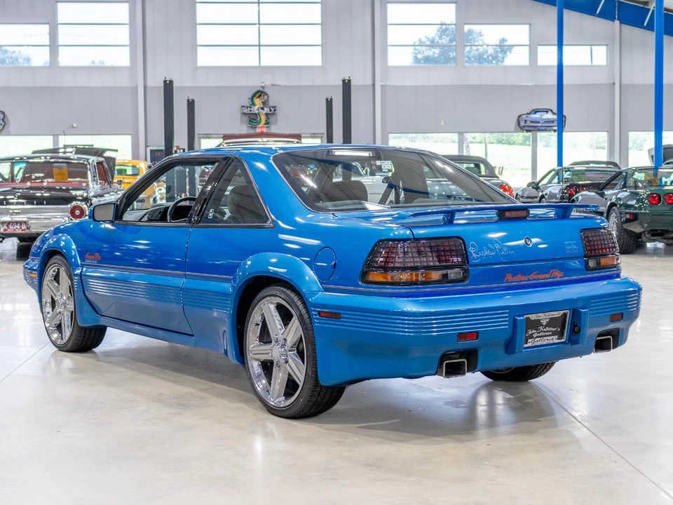 1992 Pontiac Grand Prix 3rd+ Gen - Image 5 of 31