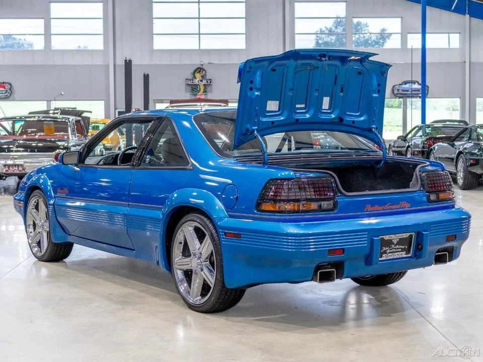 1992 Pontiac Grand Prix 3rd+ Gen - Image 16 of 24