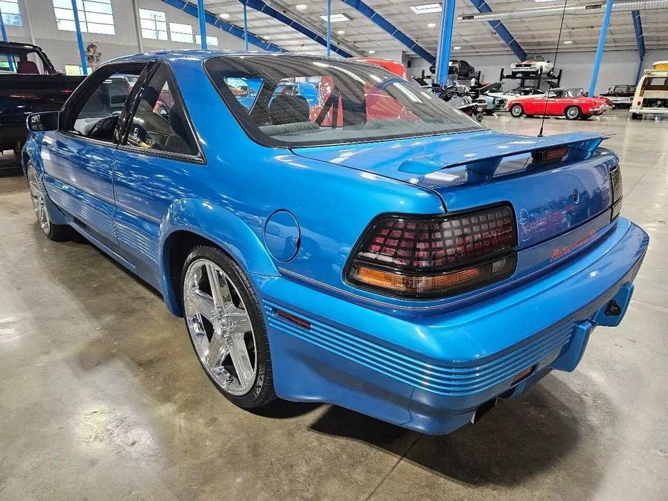 1992 Pontiac Grand Prix 3rd+ Gen - Image 6 of 16