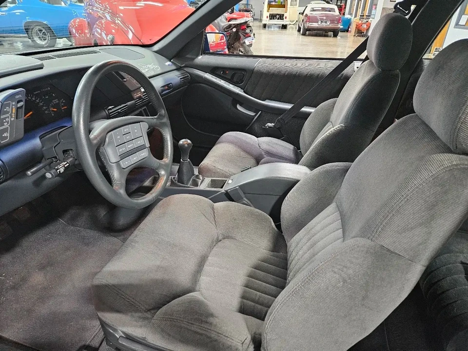 1992 Pontiac Grand Prix 3rd+ Gen - Image 10 of 16
