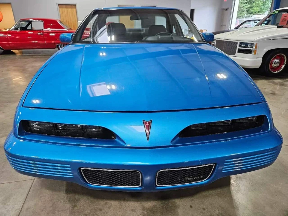1992 Pontiac Grand Prix 3rd+ Gen - Image 2 of 16