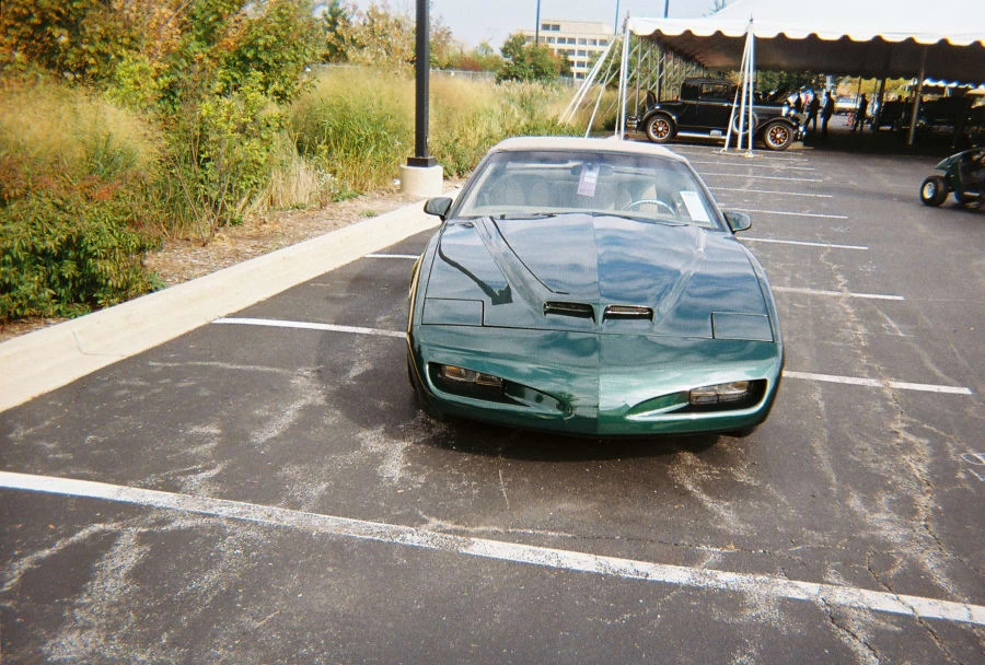 1992 Pontiac Firebird Trans Am 3rd Gen - Image 9 of 12