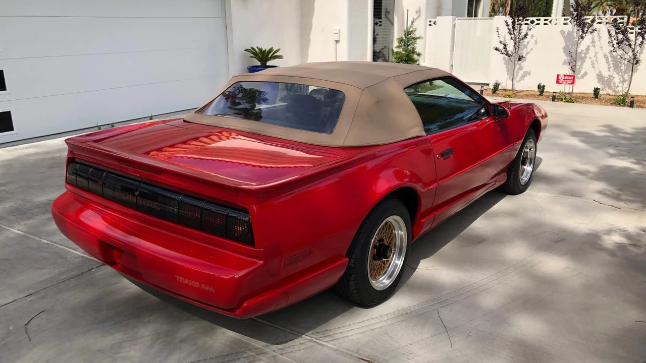 1992 Pontiac Firebird Trans Am 3rd Gen - Image 2 of 5