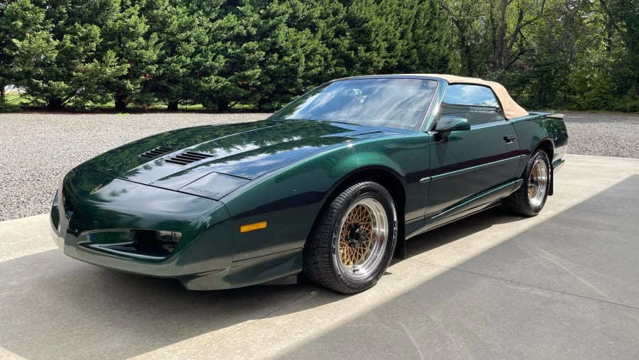 1992 Pontiac Firebird Trans Am 3rd Gen - Image 6 of 19