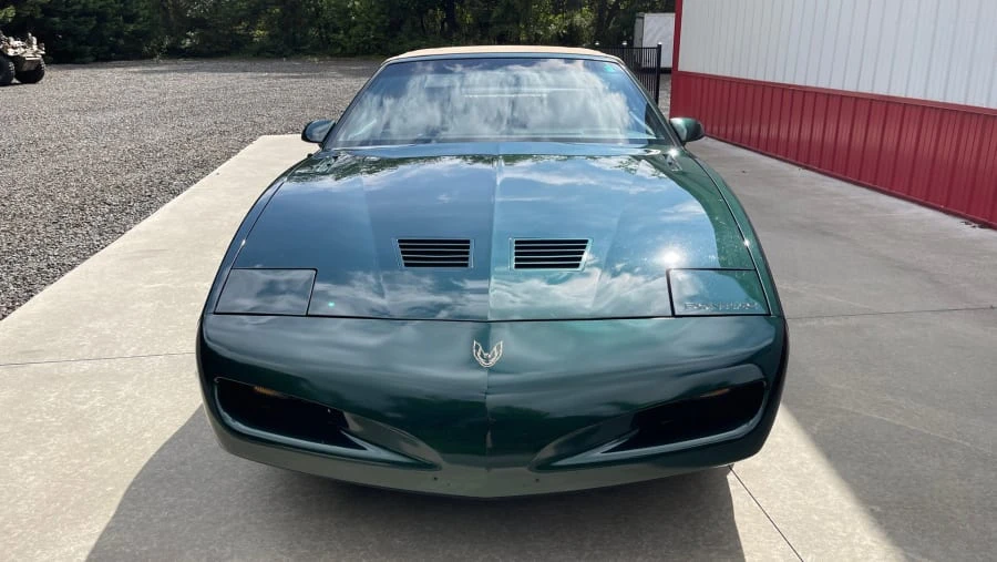 1992 Pontiac Firebird Trans Am 3rd Gen - Image 2 of 19