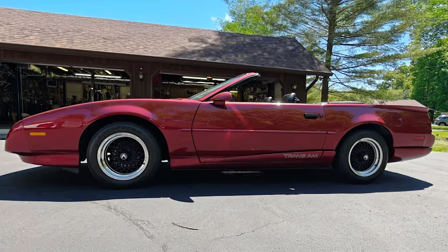 1992 Pontiac Firebird Trans Am 3rd Gen - Image 2 of 20