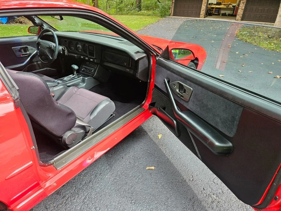 1992 Pontiac Firebird Trans Am 3rd Gen - Image 19 of 31