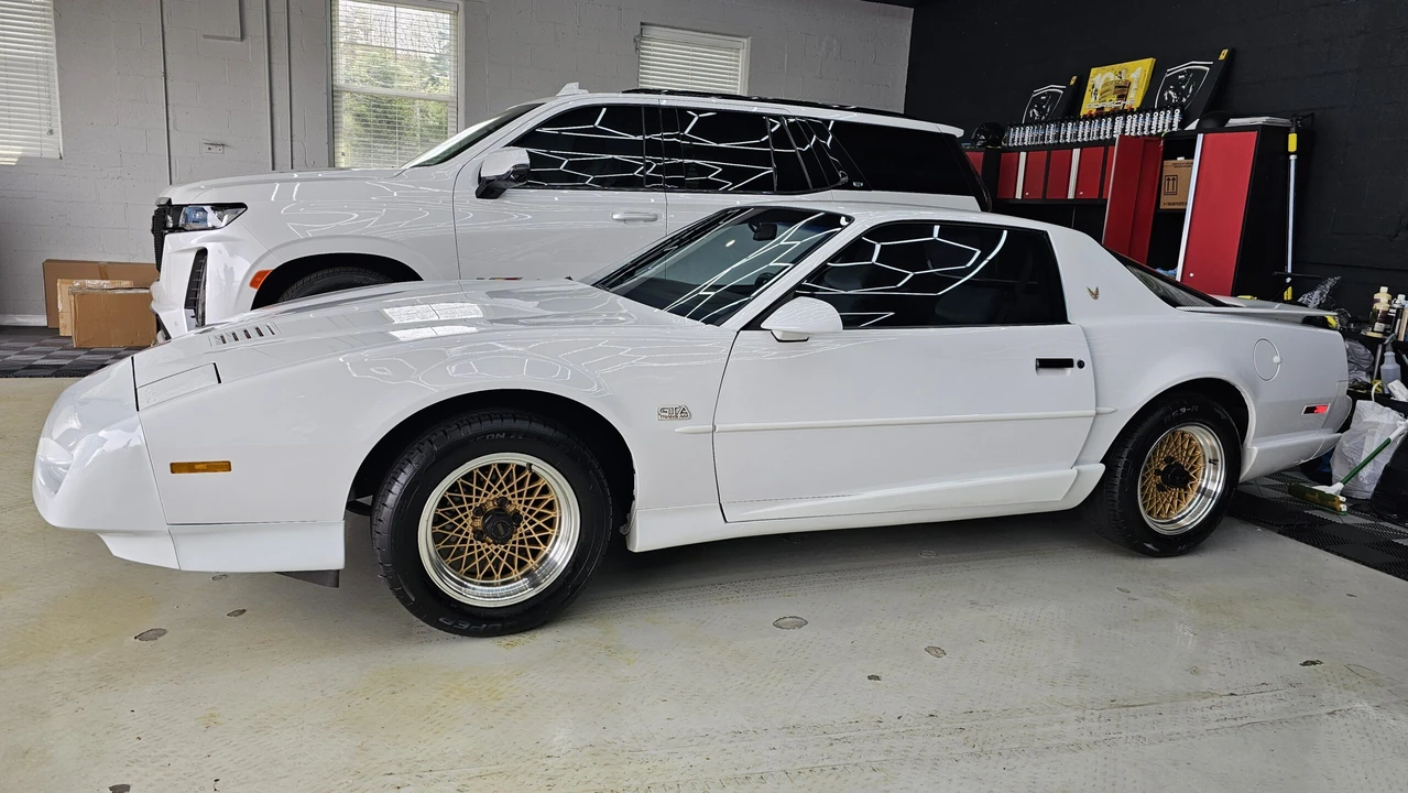 1992 Pontiac Firebird Trans Am 3rd Gen - Image 28 of 31