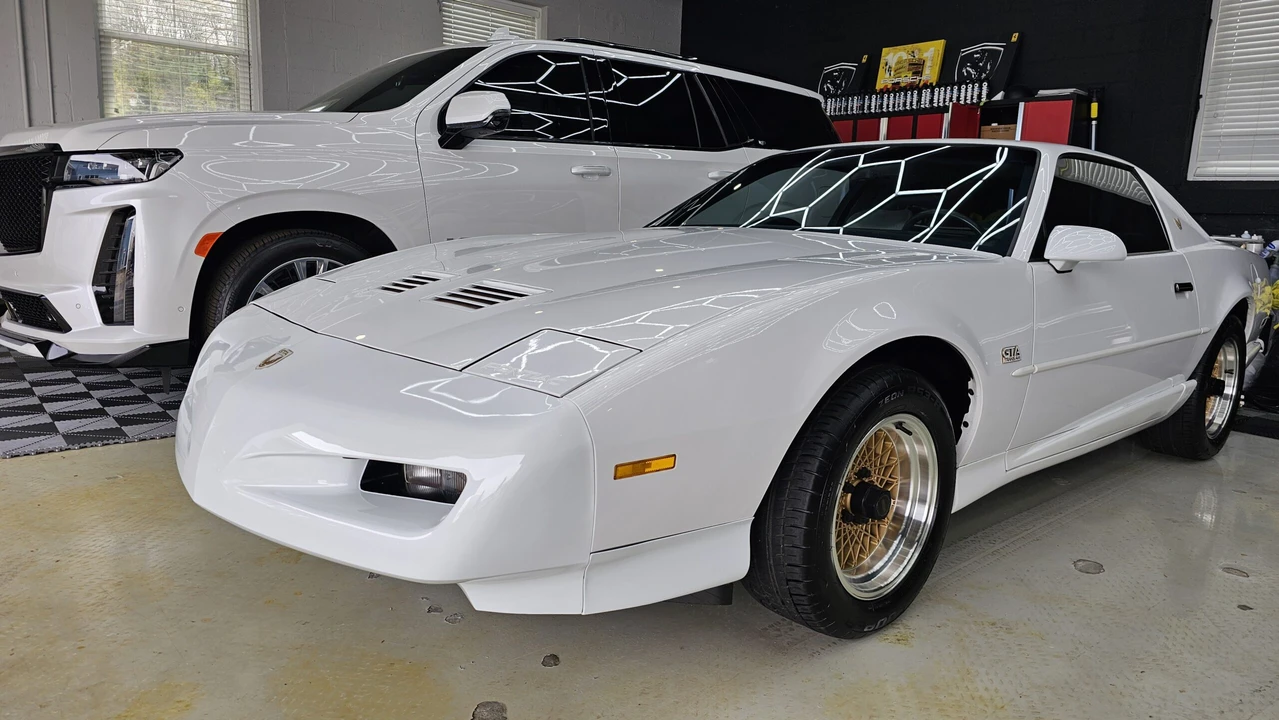 1992 Pontiac Firebird Trans Am 3rd Gen - Image 26 of 31