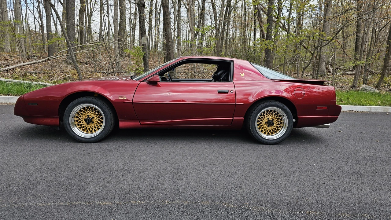 1992 Pontiac Firebird Trans Am 3rd Gen - Image 18 of 31