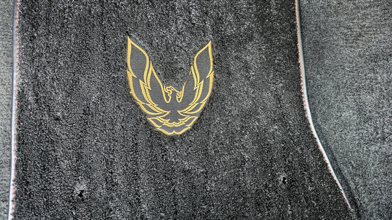 1992 Pontiac Firebird Trans Am 3rd Gen - Image 16 of 31