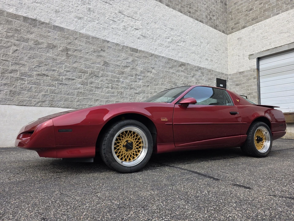 1992 Pontiac Firebird Trans Am 3rd Gen - Image 11 of 31