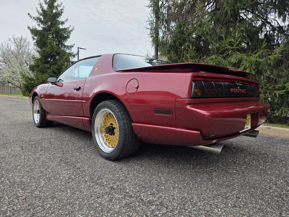 1992 Pontiac Firebird Trans Am 3rd Gen - Image 29 of 31