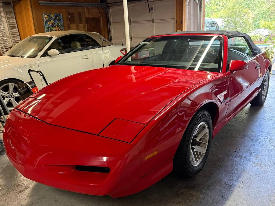 1992 Pontiac Firebird 3rd Gen - Image 3 of 22