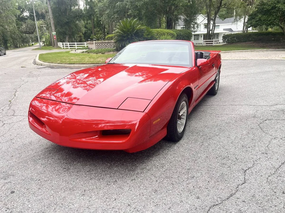 1992 Pontiac Firebird 3rd Gen - Image 6 of 22