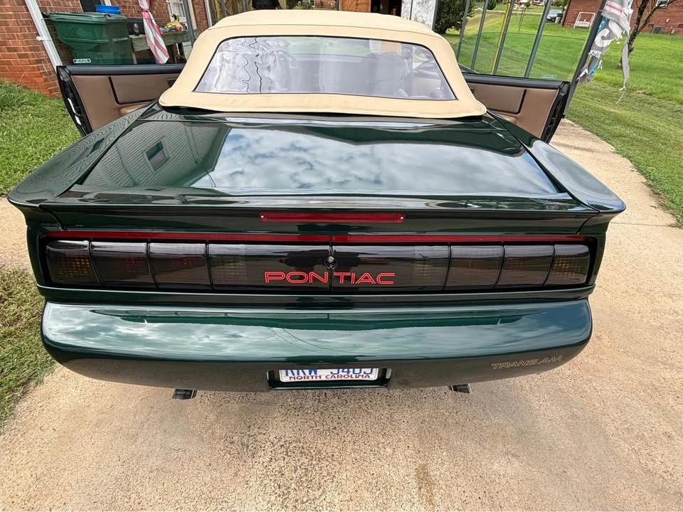 1992 Pontiac Firebird Trans Am 3rd Gen - Image 11 of 16