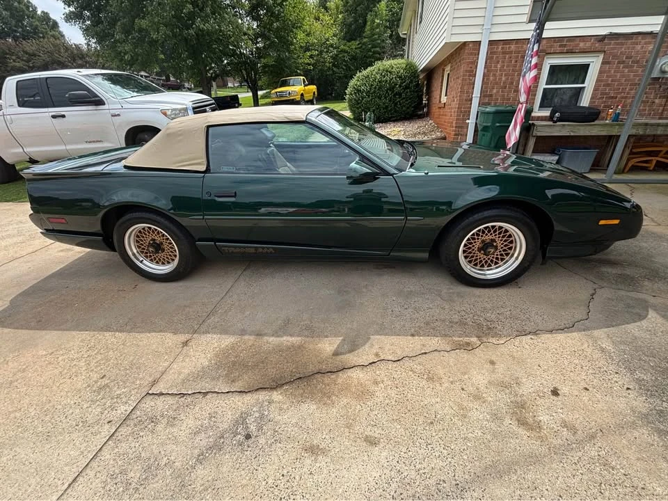1992 Pontiac Firebird Trans Am 3rd Gen - Image 2 of 16