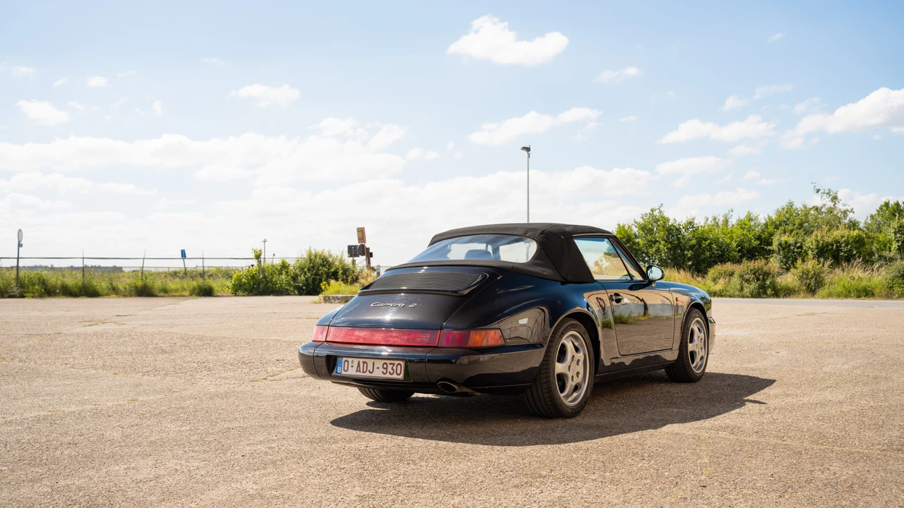 1992 Porsche 964 Carrera - Image 13 of 31