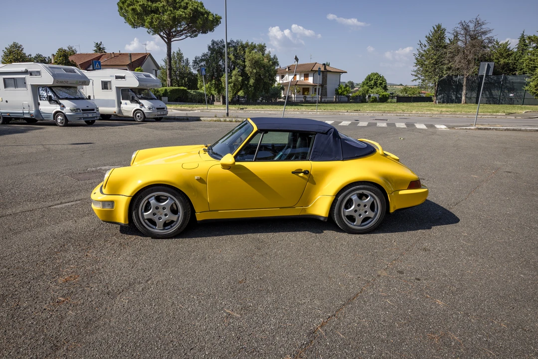 1992 Porsche 964 Carrera - Image 4 of 31