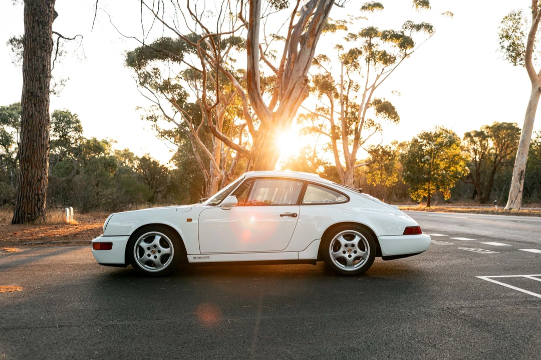 1992 Porsche 964 Carrera - Image 17 of 31