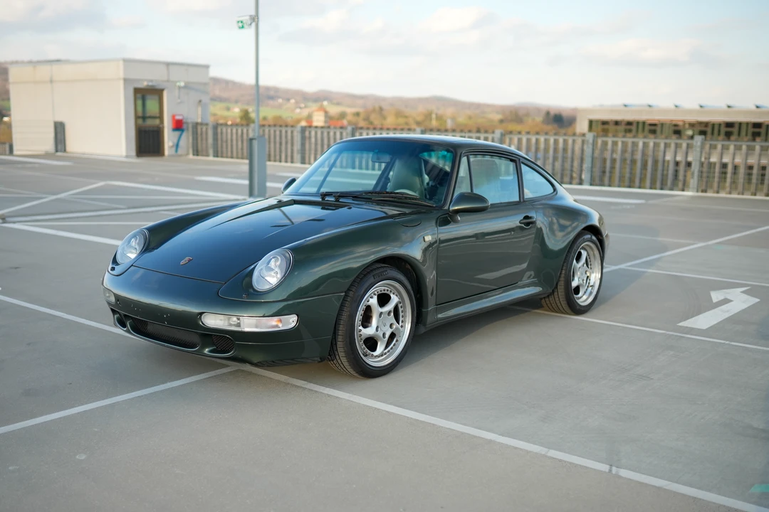1992 Porsche 964 Carrera 4 - Image 18 of 31
