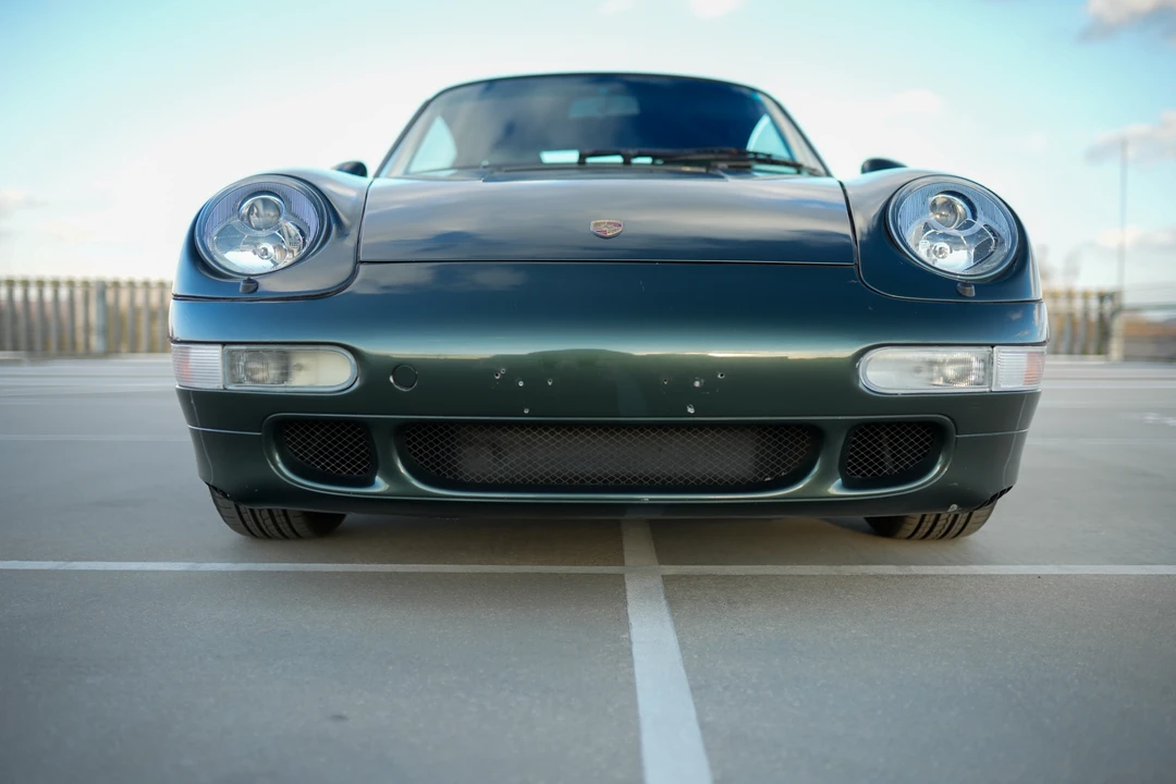 1992 Porsche 964 Carrera 4 - Image 10 of 31