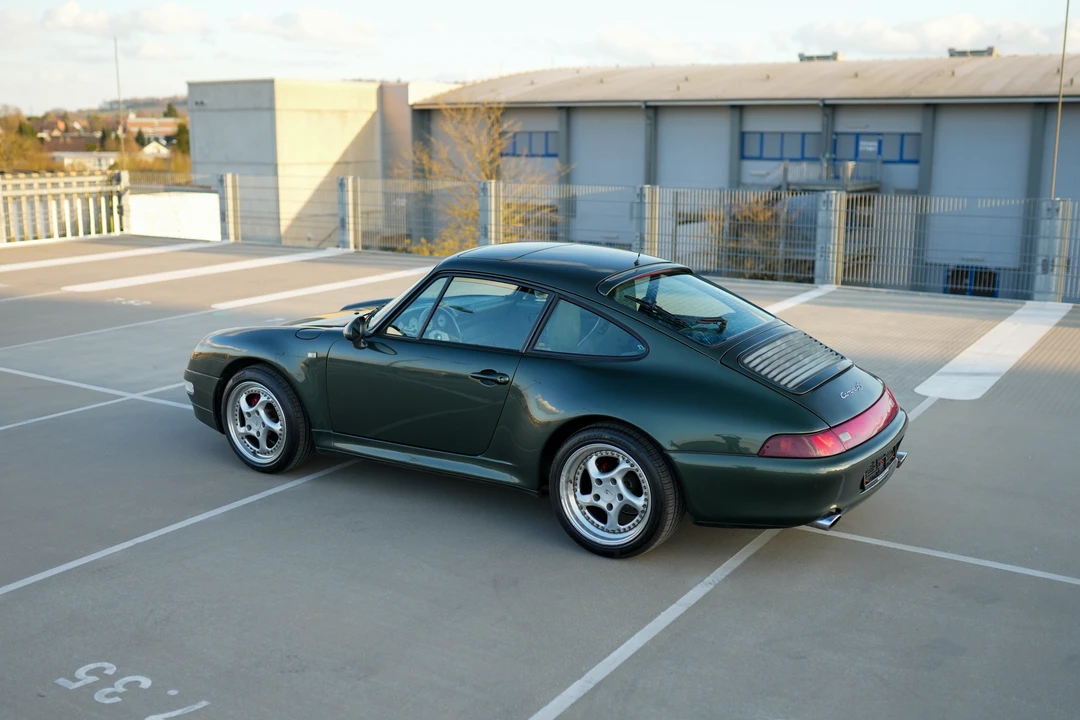 1992 Porsche 964 Carrera 4 - Image 21 of 31