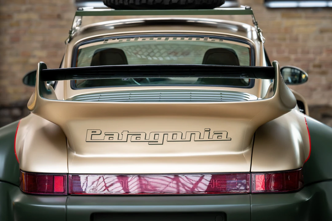 1992 Porsche 964 Carrera 4 - Image 11 of 31