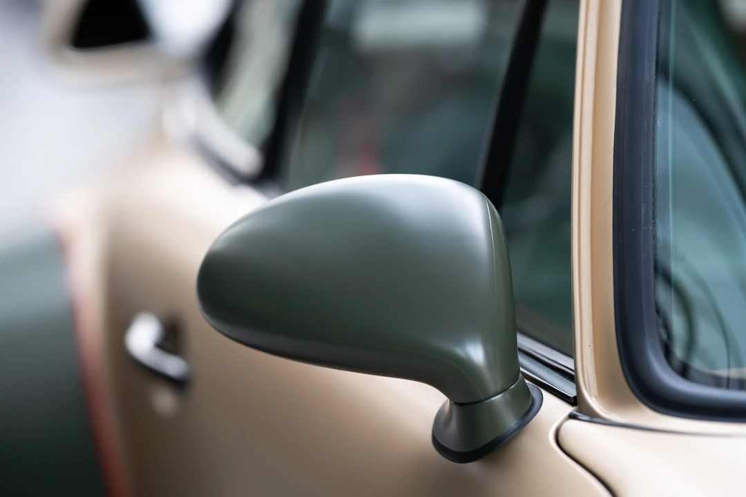 1992 Porsche 964 Carrera 4 - Image 21 of 31
