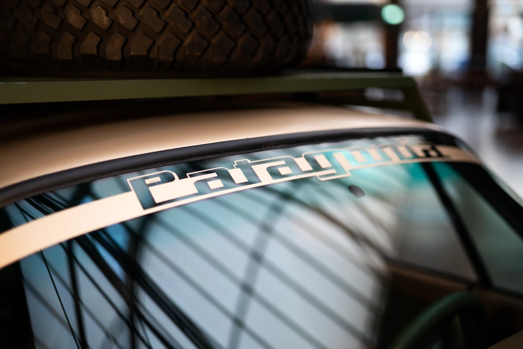 1992 Porsche 964 Carrera 4 - Image 18 of 31