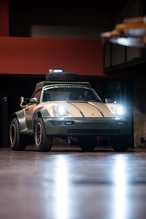 1992 Porsche 964 Carrera 4 - Image 29 of 31