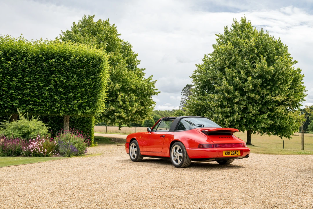 1992 Porsche 964 Carrera 4 - Image 12 of 31
