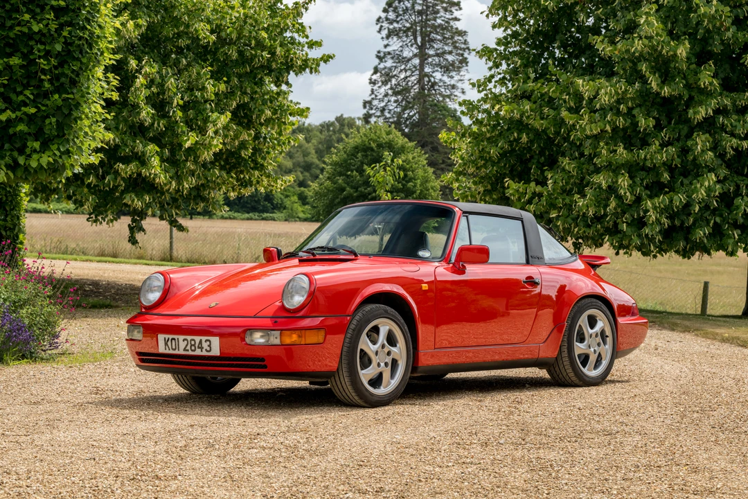 1992 Porsche 964 Carrera 4 - Image 15 of 31