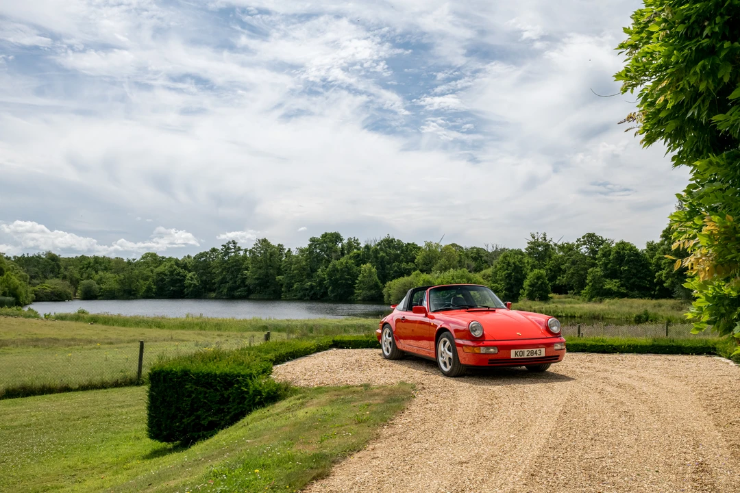 1992 Porsche 964 Carrera 4 - Image 11 of 31