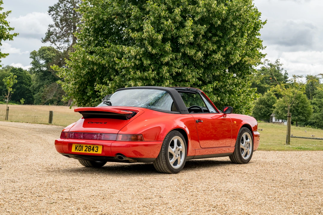 1992 Porsche 964 Carrera 4 - Image 5 of 31