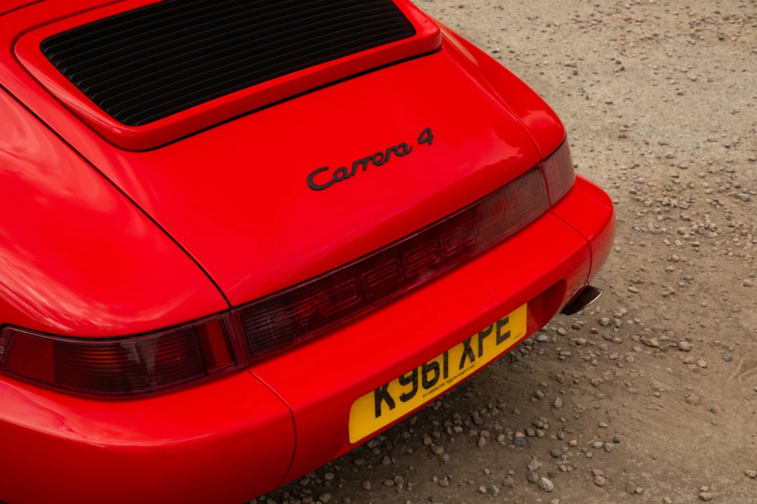 1992 Porsche 964 Carrera 4 - Image 14 of 31