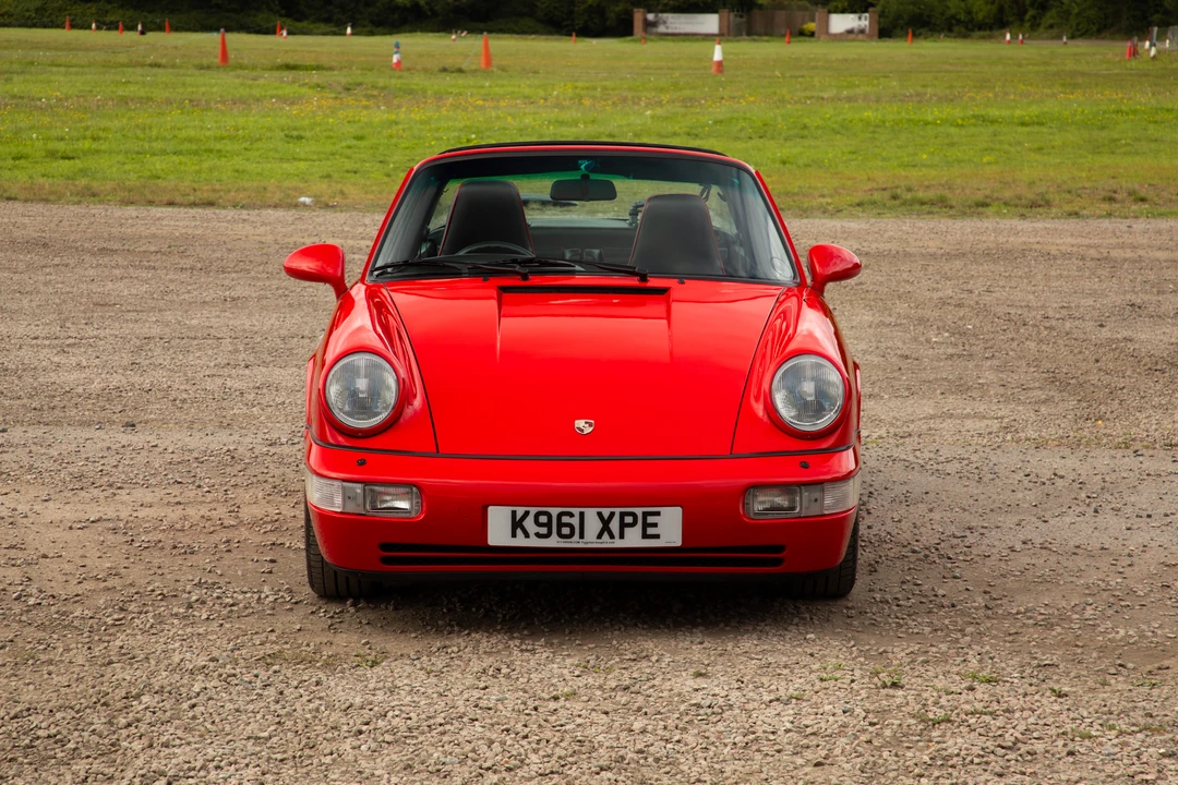 1992 Porsche 964 Carrera 4 - Image 10 of 31