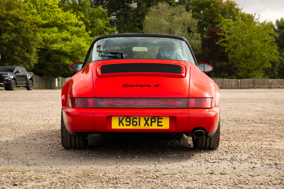1992 Porsche 964 Carrera 4 - Image 6 of 31