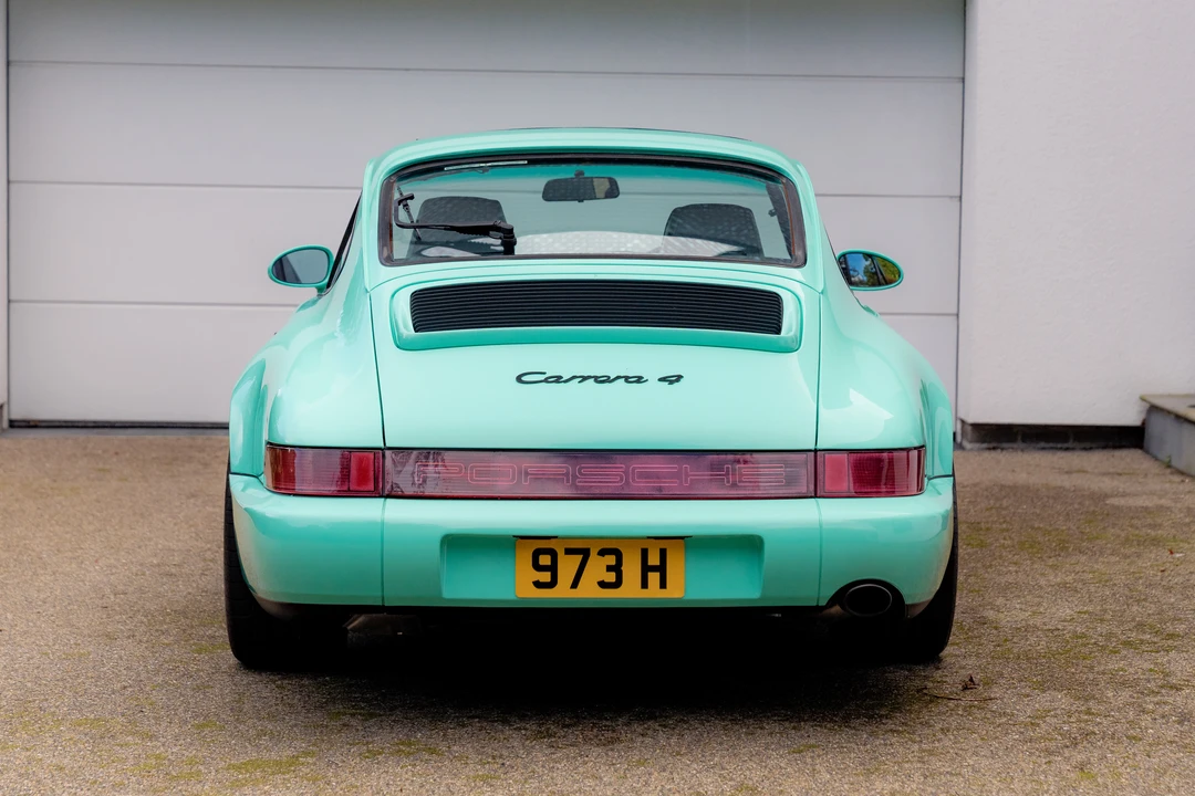 1992 Porsche 964 Carrera 4 - Image 6 of 31