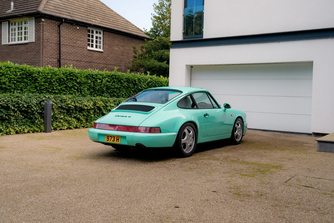1992 Porsche 964 Carrera 4 - Image 15 of 31