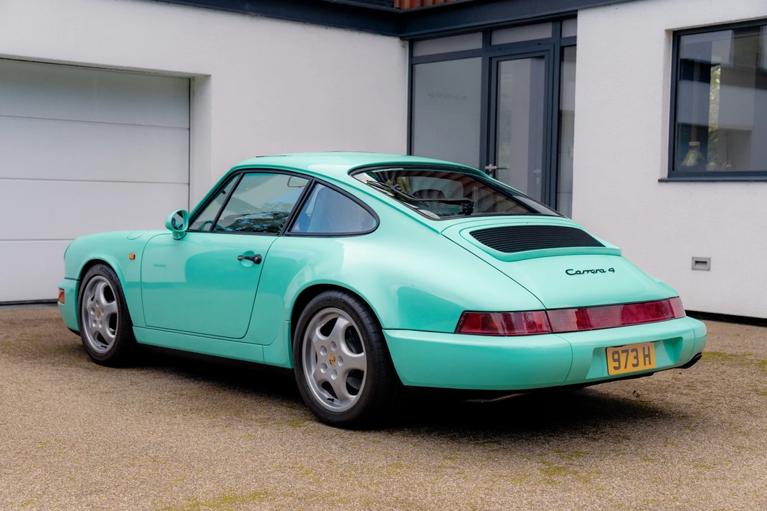 1992 Porsche 964 Carrera 4 - Image 5 of 31