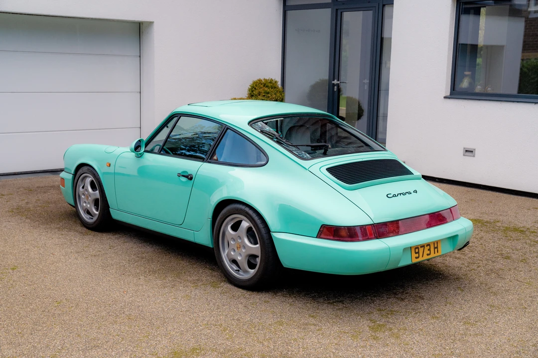 1992 Porsche 964 Carrera 4 - Image 20 of 31